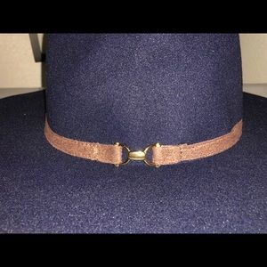 NAVY BLUE GIRLS HAT.